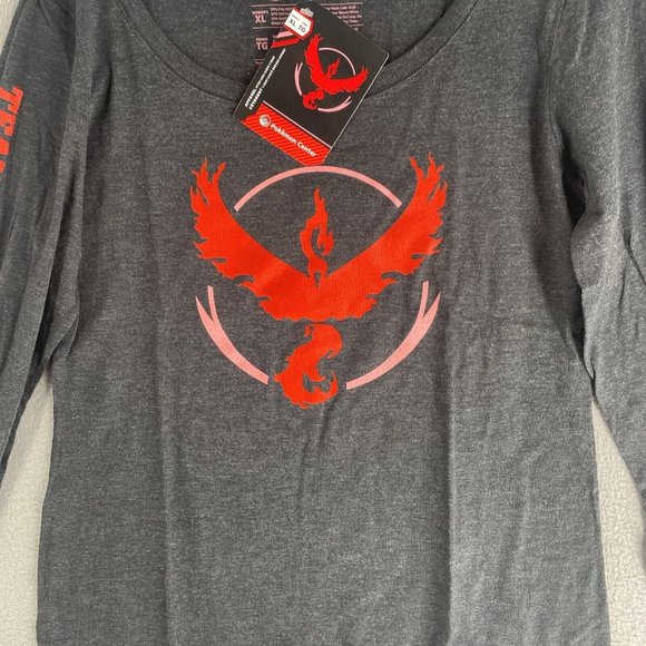 Pokemon Center Team Valor Shirt Womens XL Long Sleeve Discontinued RARE Collect - Picture 3 of 14